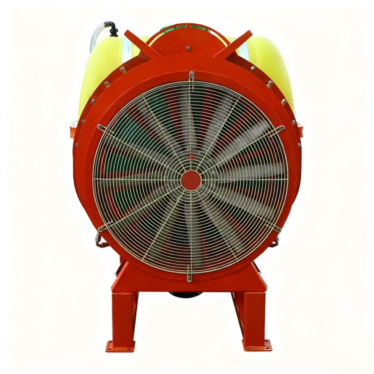 Verger de pulvérisateur à jet d'air rouge de pesticides de tracteur agricole Verger de pulvérisateur à jet d'air rouge de pesticides de tracteur agricole