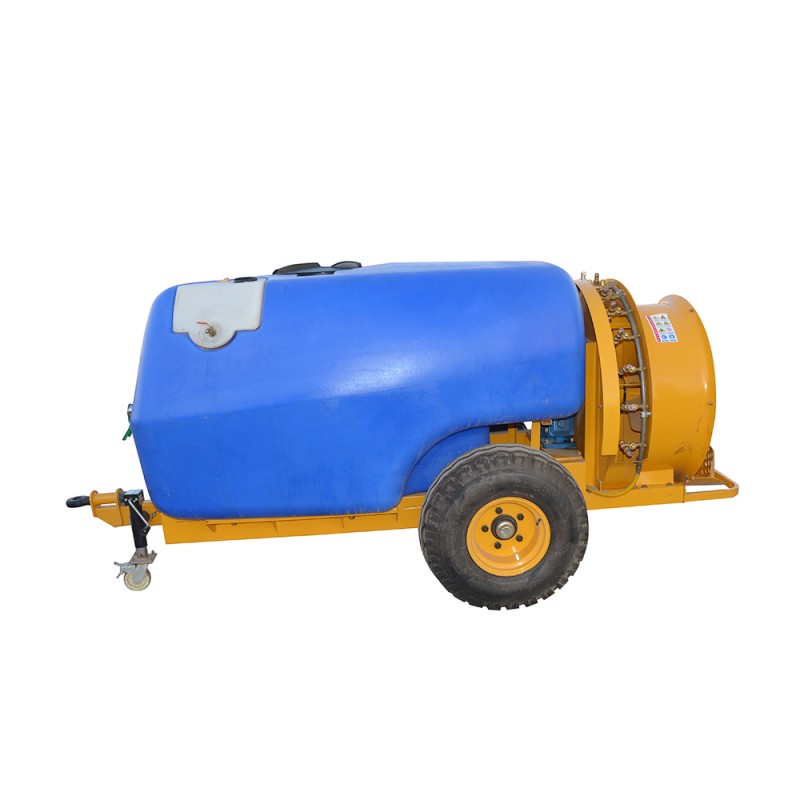 Pulvérisateur pneumatique pour verger monté sur tracteur Pulvérisateur pneumatique pour verger monté sur tracteur